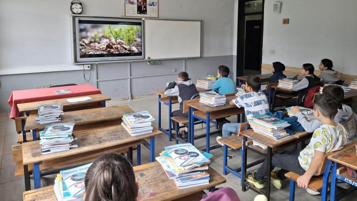 İLK DERSİMİZ: YEŞİL VATAN'IMIZ